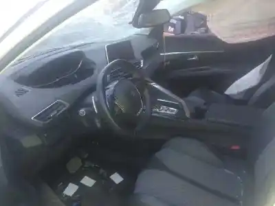 Veículo de Sucata peugeot 3008 active do ano 2017 alimentado hn02