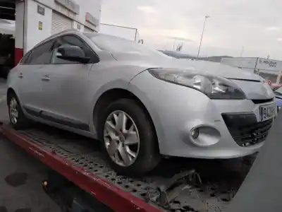 Scrapping Vehicle RENAULT MEGANE III SPORT TOURER Emotion of the year 2011 powered K9KJ8