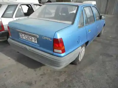Veicolo di demolizione opel kadett e cup lim. dell'anno 1987 alimentato 13s
