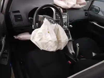 Veículo de Sucata toyota auris luna+ do ano 2007 alimentado 1ndtv