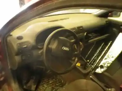 Veículo de Sucata audi a3 (8l) 1.6 ambiente do ano 1999 alimentado akl