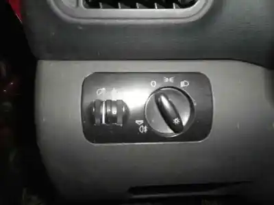 Veículo de Sucata audi a3 (8l) 1.6 ambiente do ano 1999 alimentado akl