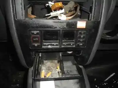 Veículo de Sucata audi a3 (8l) 1.6 ambiente do ano 1999 alimentado akl