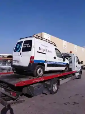 Veículo de Sucata citroen berlingo xtr 1.6 hdi 92 do ano 2008 alimentado 9hw