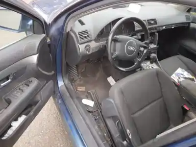 Sloopvoertuig audi a4 avant (8e) 2.0 fsi van het jaar 2003 aangedreven awa