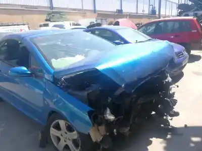 Scrapping Vehicle peugeot 307 cc (s1) 2.0 of the year 2004 powered rfnew10j4