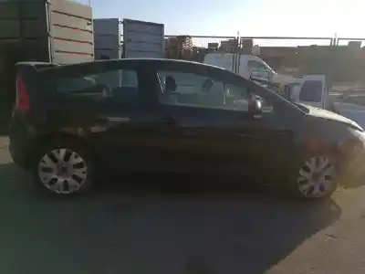 Veículo de Sucata citroen c4 coupe vtr do ano 2004 alimentado 9hxdv6ated4