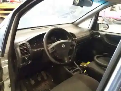 Veículo de Sucata opel zafira a comfort do ano 2001 alimentado y20dth