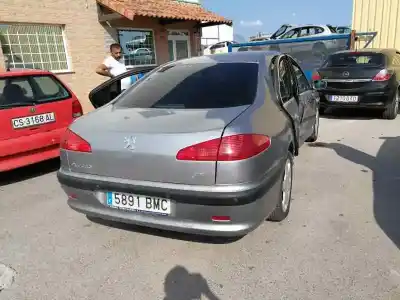 Sloopvoertuig peugeot 607 (s1) básico van het jaar 2001 aangedreven 4hxdw12ted4fap