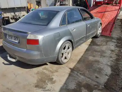 Veículo de Sucata audi a4 berlina (8e) 1.9 tdi (96kw) do ano 2006 alimentado awx