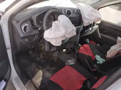 Veículo de Sucata dacia sandero ambiance do ano 2017 alimentado k9ke6