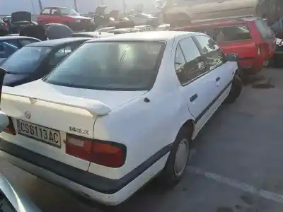 Véhicule à la ferraille NISSAN PRIMERA BERL./FAMILIAR (P10/W10) SLX Berlina (P10) de l'année 1993 alimenté GA16DS