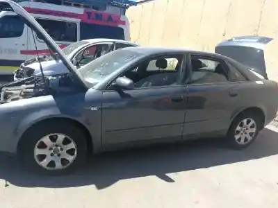 Veículo de Sucata audi a4 berlina (8e) 1.8 t sport edition do ano 2002 alimentado avj