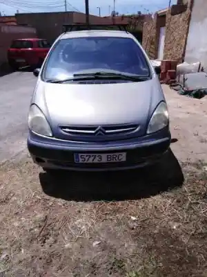 Veicolo di demolizione citroen xsara picasso 2.0 hdi dell'anno 2001 alimentato rhy