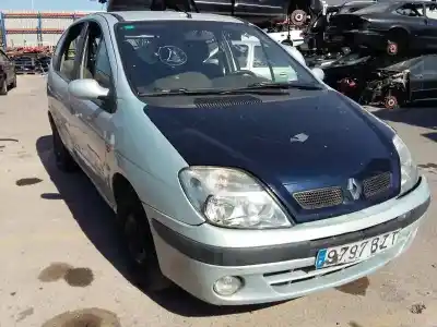 Scrapping Vehicle renault scénic i monospace (ja0/1_, fa0_) 1.9 dti (ja1u) of the year 2002 powered f9q744