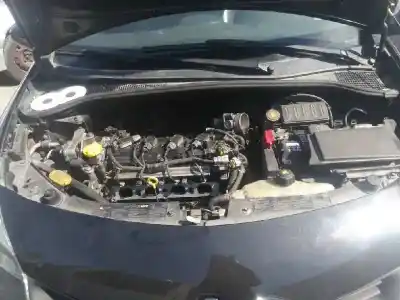 Veicolo di demolizione renault clio iii exception dell'anno 2007 alimentato m4ra7