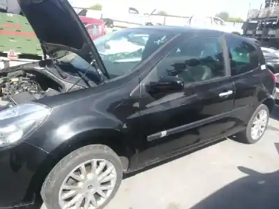 Veicolo di demolizione renault clio iii exception dell'anno 2007 alimentato m4ra7