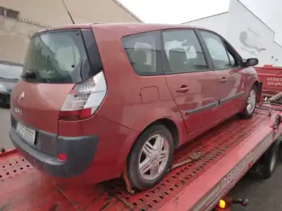 Scrapping Vehicle renault scénic ii (jm0/1_) 1.6 16v (jm1r) of the year 2005 powered km4