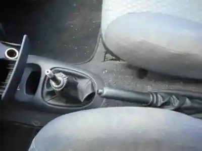 Veicolo di demolizione ford puma (cce) 1.7 16v cat dell'anno 1997 alimentato mha