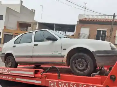 Veicolo di demolizione renault 19 (b/c/l53)  dell'anno 1992 alimentato e6j