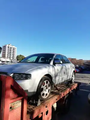 Verschrottungsfahrzeug audi a4 berlina (8e) 2.0 fsi des jahres 2002 angetrieben awa