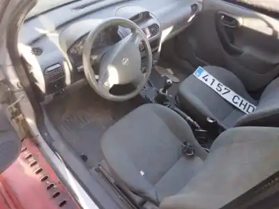 Veículo de Sucata opel combo familiar do ano 2003 alimentado y17dtl