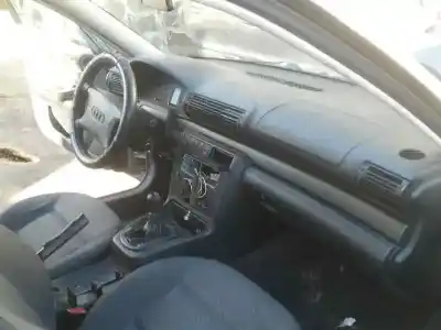 Veículo de Sucata audi a4 berlina (b5) 1.8 t do ano 1996 alimentado aeb