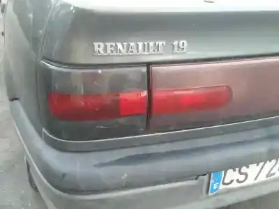 Veicolo di demolizione renault 19 (b/c/l53) * dell'anno 1992 alimentato e6j
