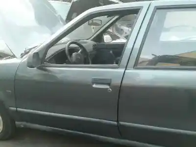 Veicolo di demolizione renault 19 (b/c/l53) * dell'anno 1992 alimentato e6j