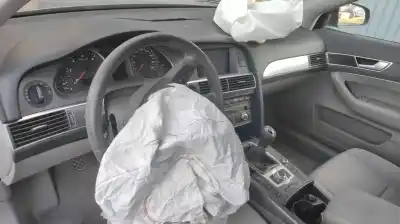 Veículo de Sucata audi a6 berlina (4f2) 2.0 tdi do ano 2005 alimentado bre