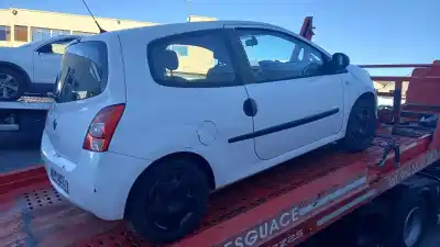 Veículo de Sucata RENAULT TWINGO Authentique do ano 2010 alimentado D4F772
