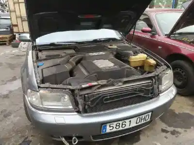 Veículo de Sucata audi a8 (d2) 4.2 v8 40v do ano 2000 alimentado aqf