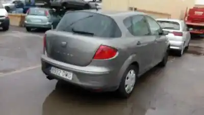 Sloopvoertuig SEAT TOLEDO (5P2) Stylance / Style van het jaar 2005 aangedreven BJB