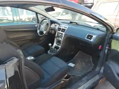 Scrapping Vehicle peugeot 307 cc (s1) 2.0 of the year 2004 powered rfnew10j4