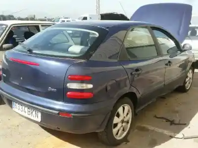 Veicolo di demolizione fiat brava (182) steel 100 16v (a) dell'anno 2001 alimentato 182b6000