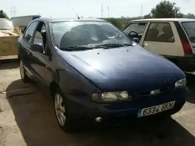 Veicolo di demolizione fiat brava (182) steel 100 16v (a) dell'anno 2001 alimentato 182b6000