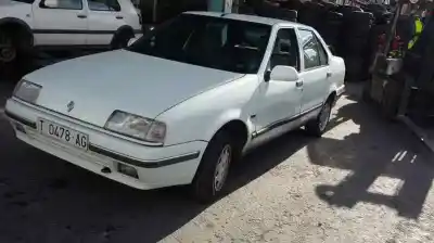 Véhicule à la ferraille renault 19 (b/c/l53)  de l'année 1991 alimenté e6j