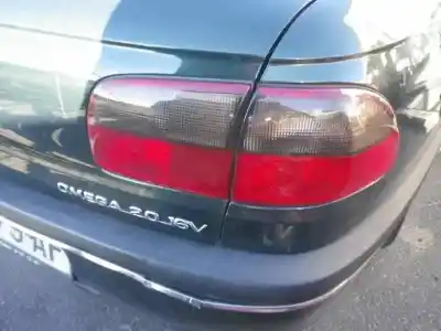 Veículo de Sucata opel omega b cd familiar do ano 1994 alimentado x20xev
