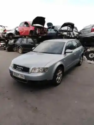 Veículo de Sucata AUDI A4 AVANT (8E) 1.9 TDI (96kW) do ano 2004 alimentado AVF