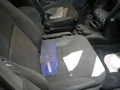 Veicolo di demolizione honda cr-v (rd8) 2.0 vtec cat dell'anno 2002 alimentato k20a4