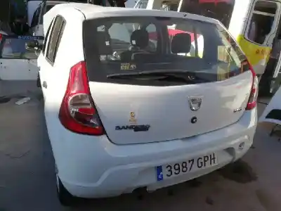 Veículo de Sucata dacia sandero ambiance do ano 2009 alimentado d4f732
