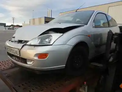 Vehículo de desguace FORD FOCUS BERLINA (CAK) Trend del año 1999 con motor 