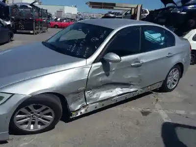 Veículo de Sucata bmw serie 3 berlina (e90) 320d do ano 2007 alimentado n47d20c