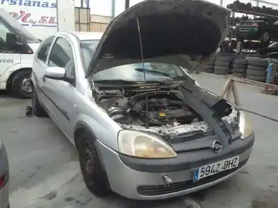 Vehicul casat opel corsa c comfort al anului 2000 alimentat y17dtl