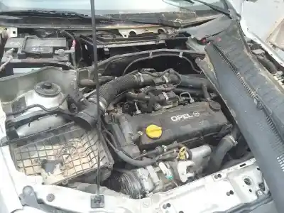 Vehicul casat opel corsa c comfort al anului 2000 alimentat y17dtl