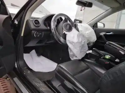 Verschrottungsfahrzeug audi a3 (8p) 2.0 16v fsi des jahres 2003 angetrieben axw