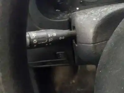 Veículo de Sucata citroen saxo 1.1 sx do ano 2002 alimentado hfx