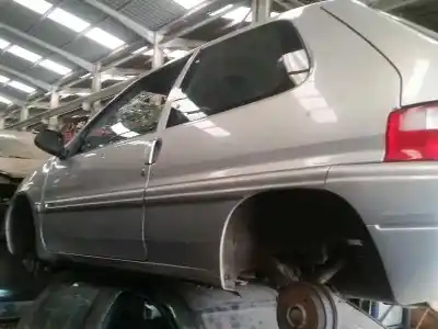 Veículo de Sucata citroen saxo 1.1 sx do ano 2002 alimentado hfx