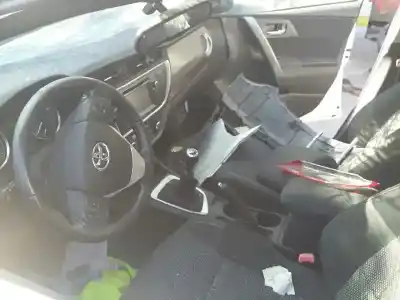 Veículo de Sucata toyota auris active do ano 2014 alimentado 1ad