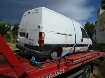 Veículo de Sucata citroen jumpy 2.0 hdi sx familiar (5/6 asientos) do ano 2005 alimentado rhz